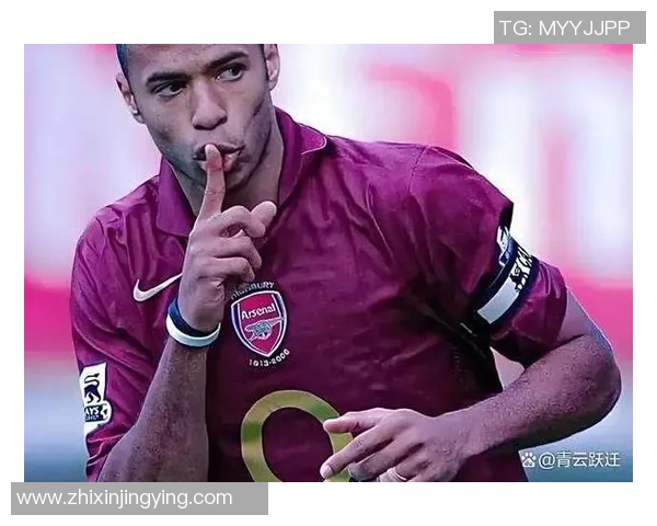 足球巨星微笑背后的故事与人生哲理揭示